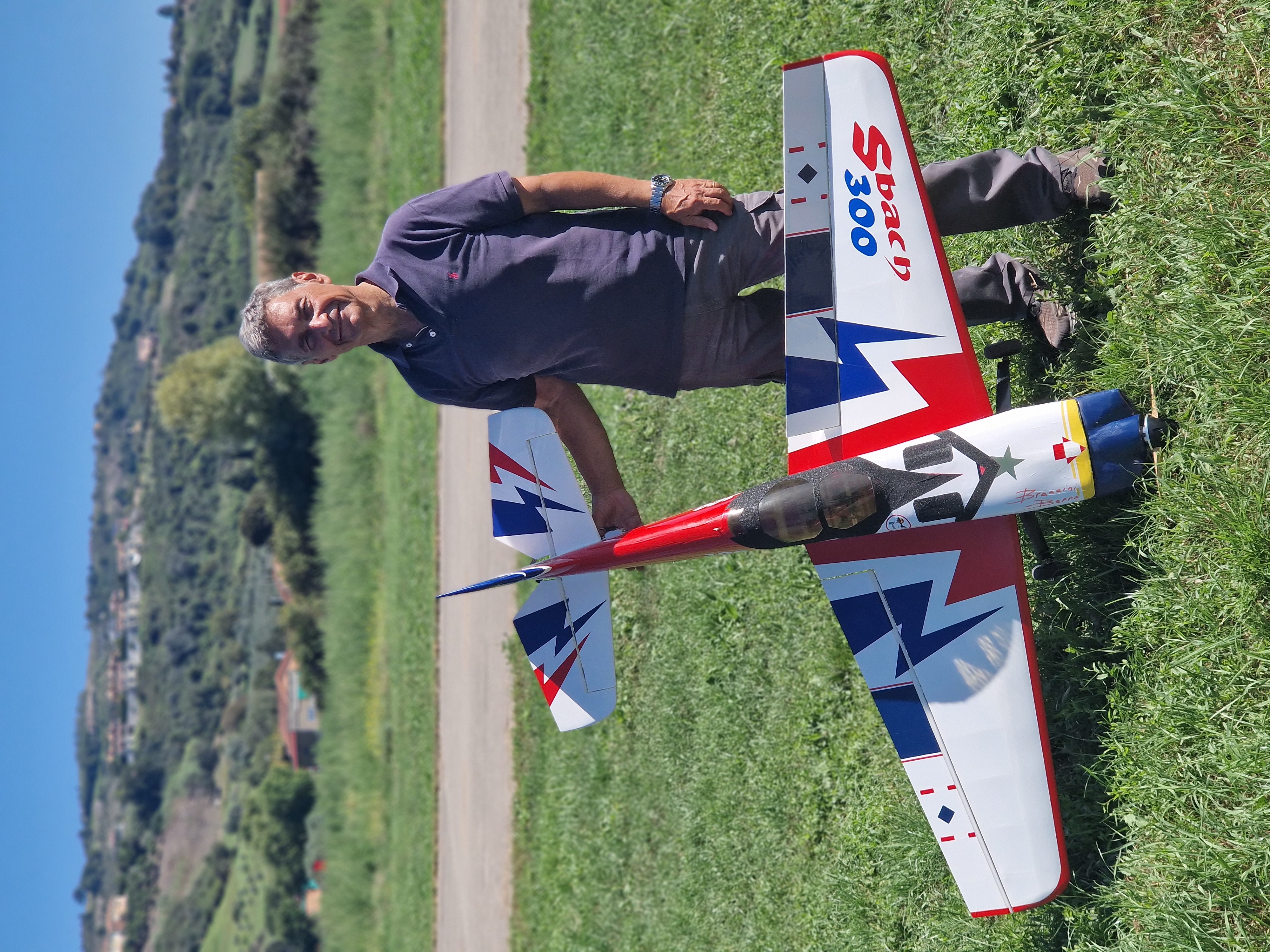 Anteprima 1 di Sbach 300