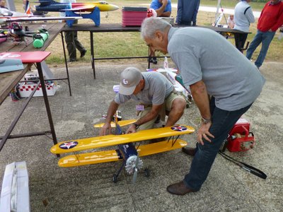 Anteprima 3 di PT 17 STEARMAN (KYOSHO)